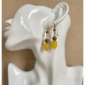 Honey gloss Yellow Agate Gemstone with German gold design Earrings - Annie Sakhamo