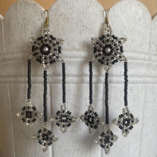 Starry Beads dangle long earrings - Flower Child