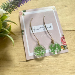 Clear resin with green flower - Heart Bound Accessories