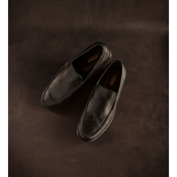 Handcrafted Butter-Soft Leather Black Loafer - KVralu Nagaland
