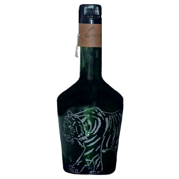 Tiger Etched on Bottle Hand Crafted
